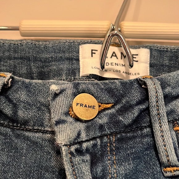 Frame Le Crop Mini Boot Jeans in 26 - Picture 3 of 5